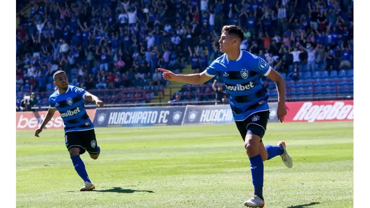 Huachipato de ganar a Colo Colo le sacará 10 puntos al último campeón del fútbol chileno