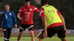 La selección de Paraguay sigue preparando su encuentro ante la Roja.