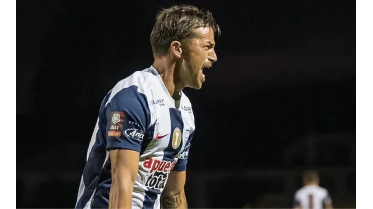 Gabriel Costa anotó un golazo en Perú