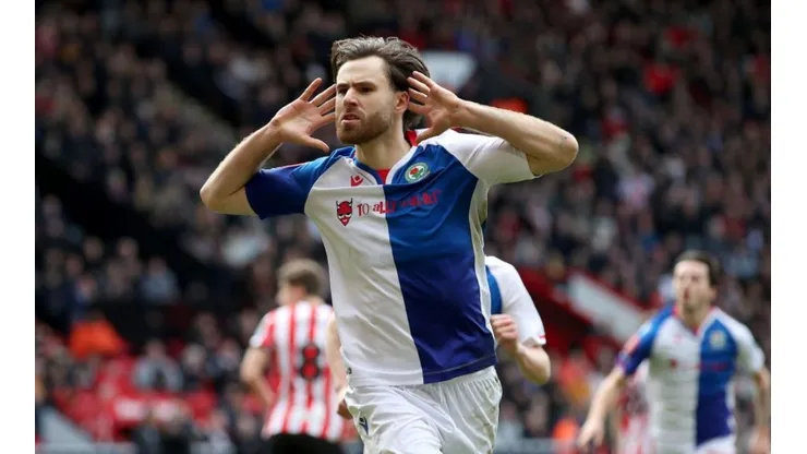 Ben Brereton no para de anotar y de momento está en las semifinales de la FA Cup