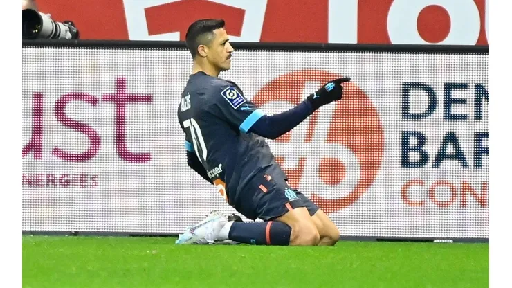 Alexis Sánchez hace de las suyas en la Ligue 1