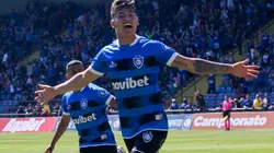Huachipato trepó a la cima del Campeonato Nacional.