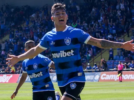 Huachipato golea a Everton y es más líder que nunca del torneo nacional