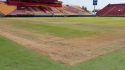 El estado del césped del Santa Laura