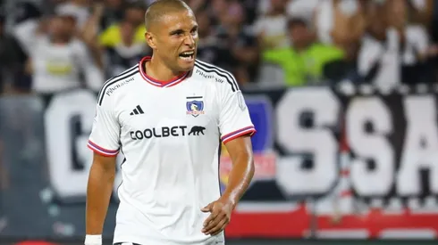 Benegas intenta seguir peleando por un puesto de titular en los albos.