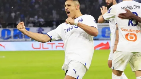 Alexis se despachó una joyita en la práctica del Marsella.