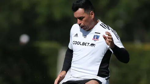 El ídolo albo le entregó una asistencia al ex Ñublense en el triunfo ante Recoleta