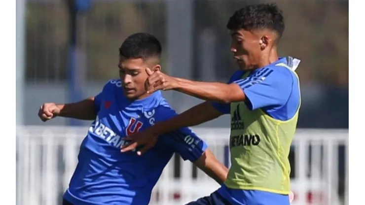 Abuhadba entrenando con el primer equipo.