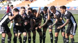 Colo Colo superó a Cobresal en su última visita a El Salvador.