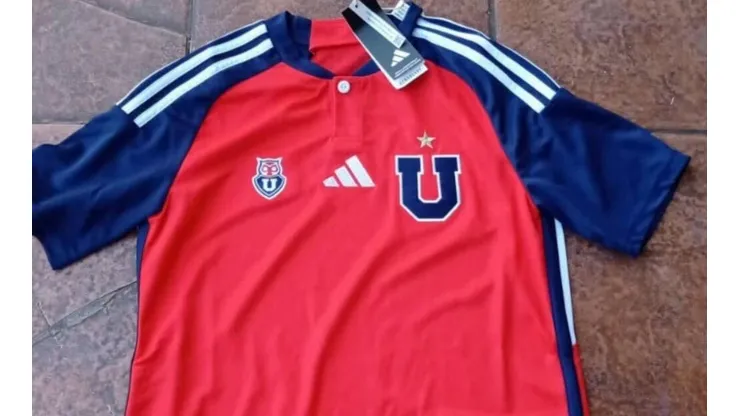 En redes sociales ya se ha mostrado la camiseta alternativa de la U.