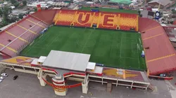 ¿Se podrá jugar? Revelan imágenes del Estadio Santa Laura tras recitales de Los Bunkers