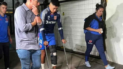 José Castro salió en muletas tras su grave lesión en el Superclásico.