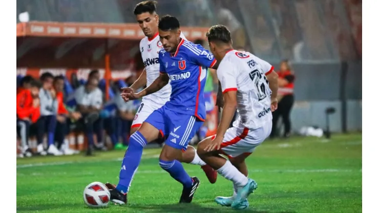 Universidad de Chile no quiere descartar a Emmanuel Ojeda para el Superclásico y esperan por el milagro