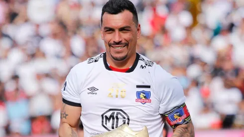 Esteban Paredes rectificó el horario de venta de entradas para su despedida.