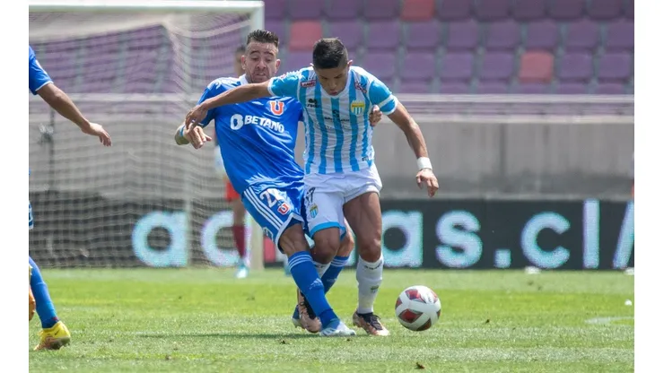 Matías Zaldivia pasó desde Colo Colo a la U en esta temporada.
