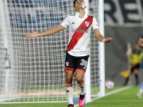 Pibe Solari sigue sin mostrar el nivel logrado en Colo Colo y pierde piso en River