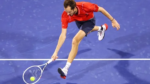 Daniil Medvedev superó a Novak Djokovic en las semifinales del ATP 500 de Dubái.