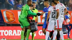 Lea Fernández y Omar Carabalí tuvieron varios encontrones en el segundo tiempo.