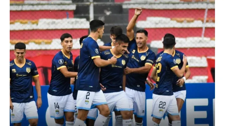Dos jugadores Magallanes están presentes en el equipo semanal de la Conmebol.