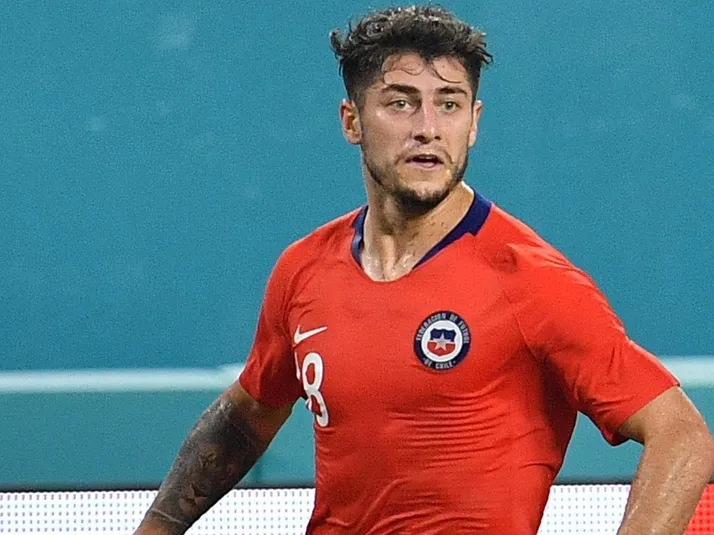 Informan que Sagal podría llegar a club que sigue vigente en la Europa League