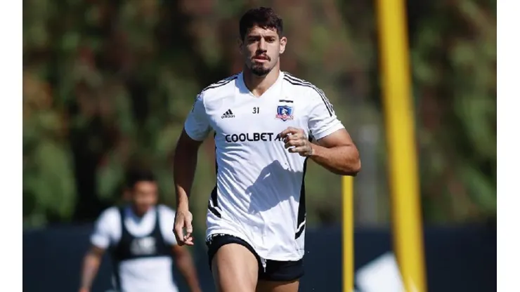 Matías de los Santos arrancó como titular en un nuevo amistoso del Cacique ante Lautaro de Buin.