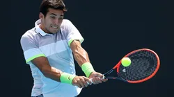 Garín avanzó a octavos de final en Santiago