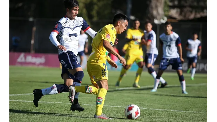 Universidad de Concepción perdió su primer partido del año ante Recoleta en Santiago