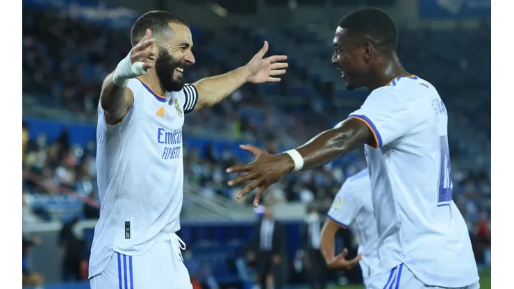 Alaba fue criticado por no votar a Benzema
