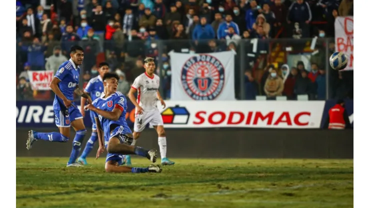 La interrogante que apremia a la U: ¿Hasta cuándo les durará el Estadio Santa Laura?