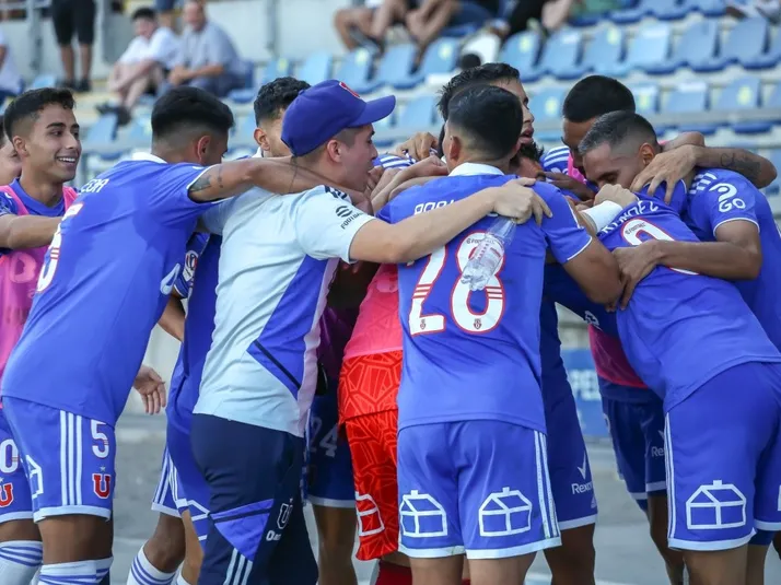 La ilusionante racha que motiva a la U y a sus hinchas a dar la pelea por el título