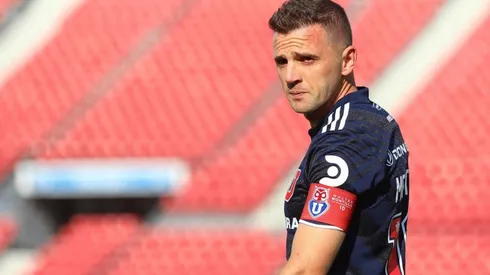 Montillo se retiró como capitán de la U