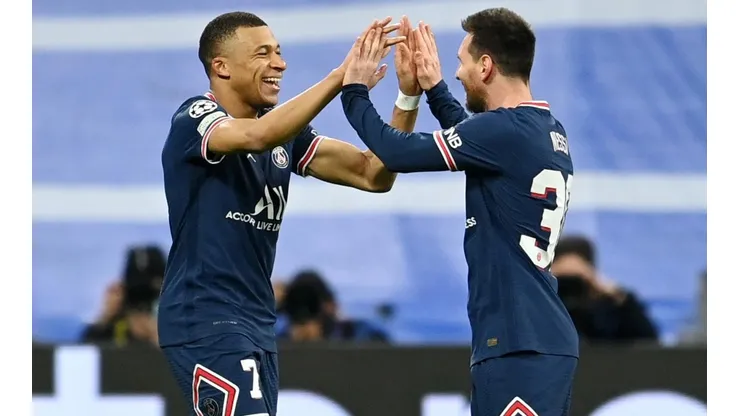 Messi y Mbappé fueron las figiras del clásico ante el Marsella.