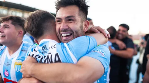 Carlos Villanueva piensa en Magallanes y sueña en Audax Italiano.