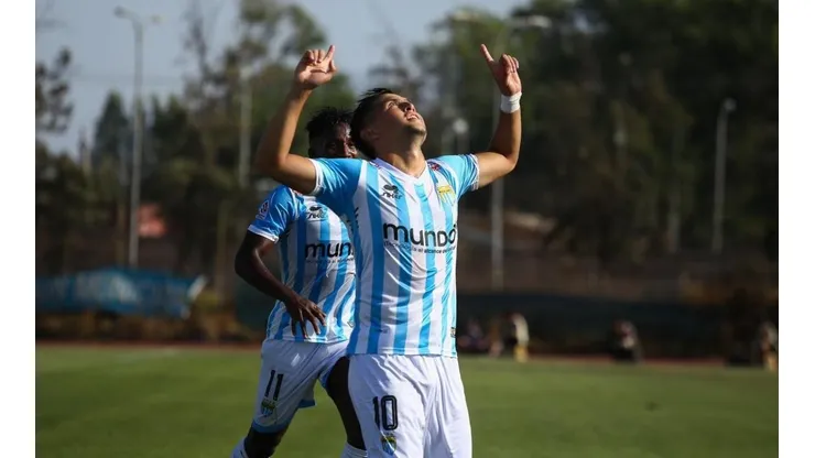 Magallanes será el segundo equipo chileno en debutar en la Copa Libertadores 2023.