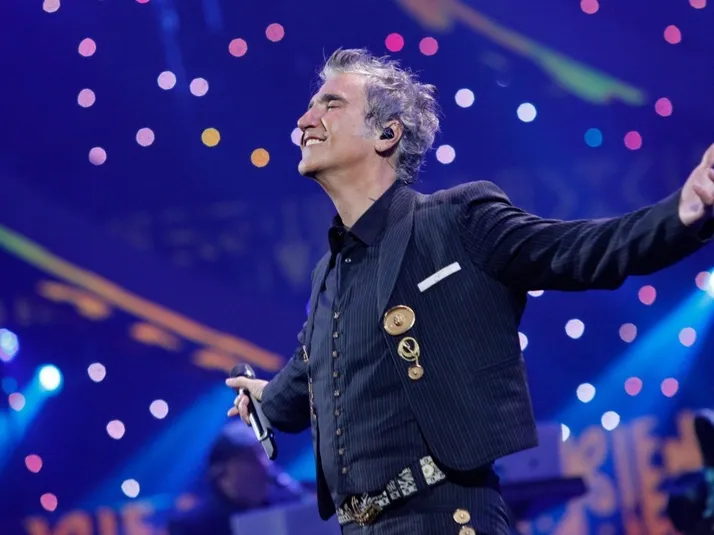 ¡Revisa el show completo de Alejandro Fernández en Viña!