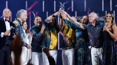 Los Jaivas recibiendo Gaviota de Platino en Viña 2023.