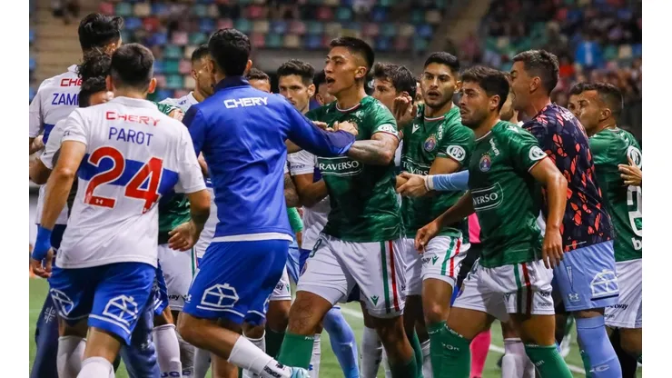 Hernán Clavito Godoy trata de mala forma a los jugadores de Audax y de la UC