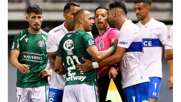 Mauricio Isla y Marcelo Díaz tuvieron un 'pequeño' encontrón