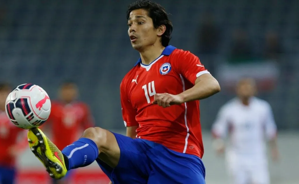 Matías Fernández recordó su estadía junto a Marcelo Bielsa en La Roja.