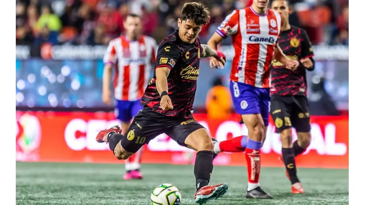Joaquín Montecinos se lesionó en derrota de los Xolos