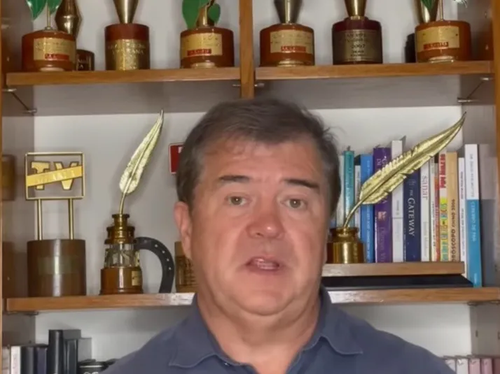 Mauricio Correa se desahoga y explica los motivos para renunciar al Festival