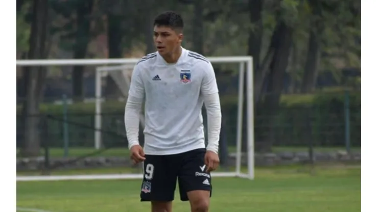 Pizarro se quiere ganar un puesto en el plantel profesional del Cacique.
