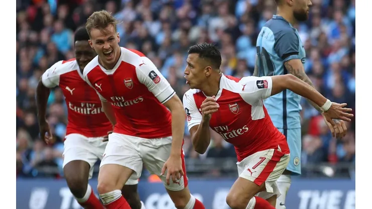 El gol fue compartido por el elenco 'gunner' en Instagram y Alexis lo compartió