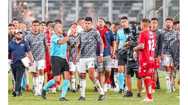 Rubio y Palacios vieron la tarjeta roja.