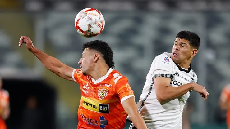 Cobreloa y Colo Colo se ven las caras este domingo.