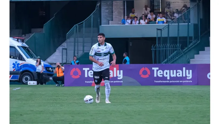 Benjamín Kuscevic debutó con la camiseta del Coritiba en Brasil.