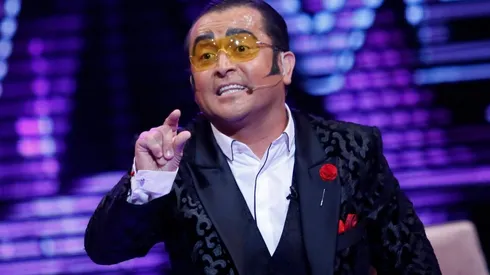 Daniel Alcaíno como Yerko Puchento.