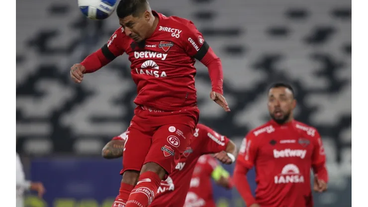 Pato Rubio será titular en la ofensiva de Ñublense ante Colo Colo