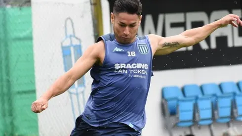 Óscar Opazo espera poder debutar en Racing este fin de semana