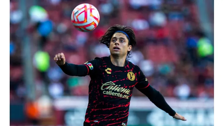 Joaquín Montecinos tuvo acercamientos con Colo Colo, no con la U